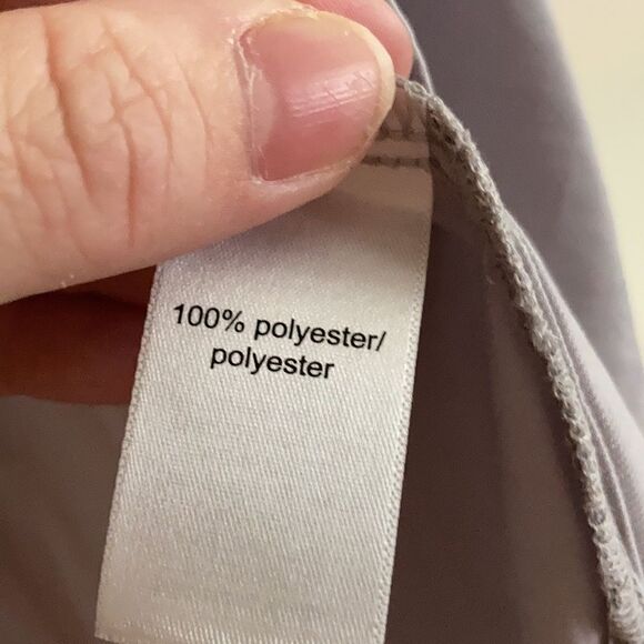 3/$20 Maurices Vneck Pullover Top - Picture 4 of 8